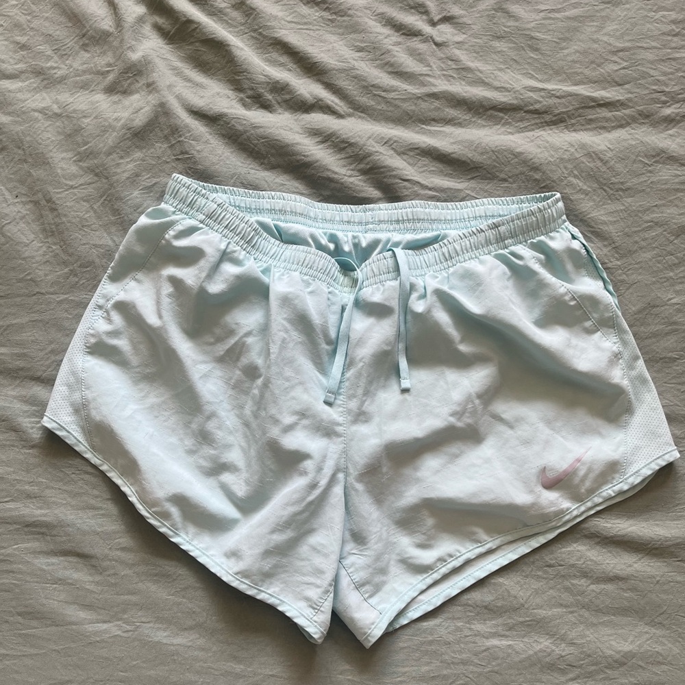 Nike dri fits medium